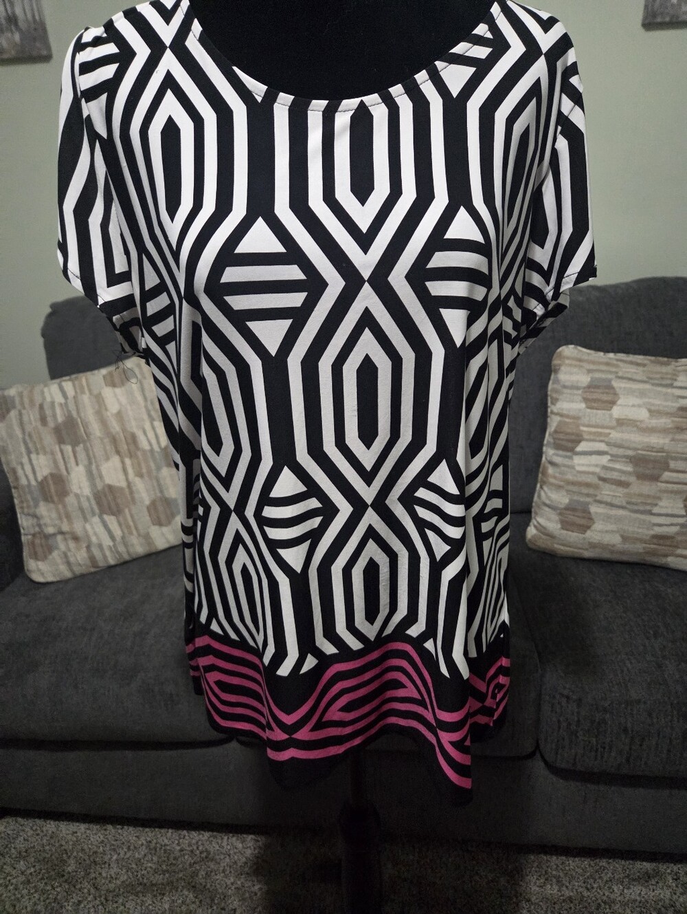 INC International Concepts Black & White Geometric Tunic with Pink Hem